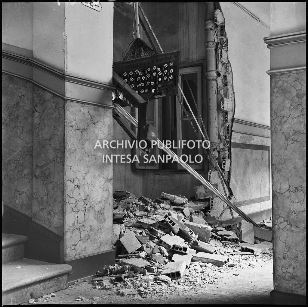 Bombardamenti. Ing. Zoberto