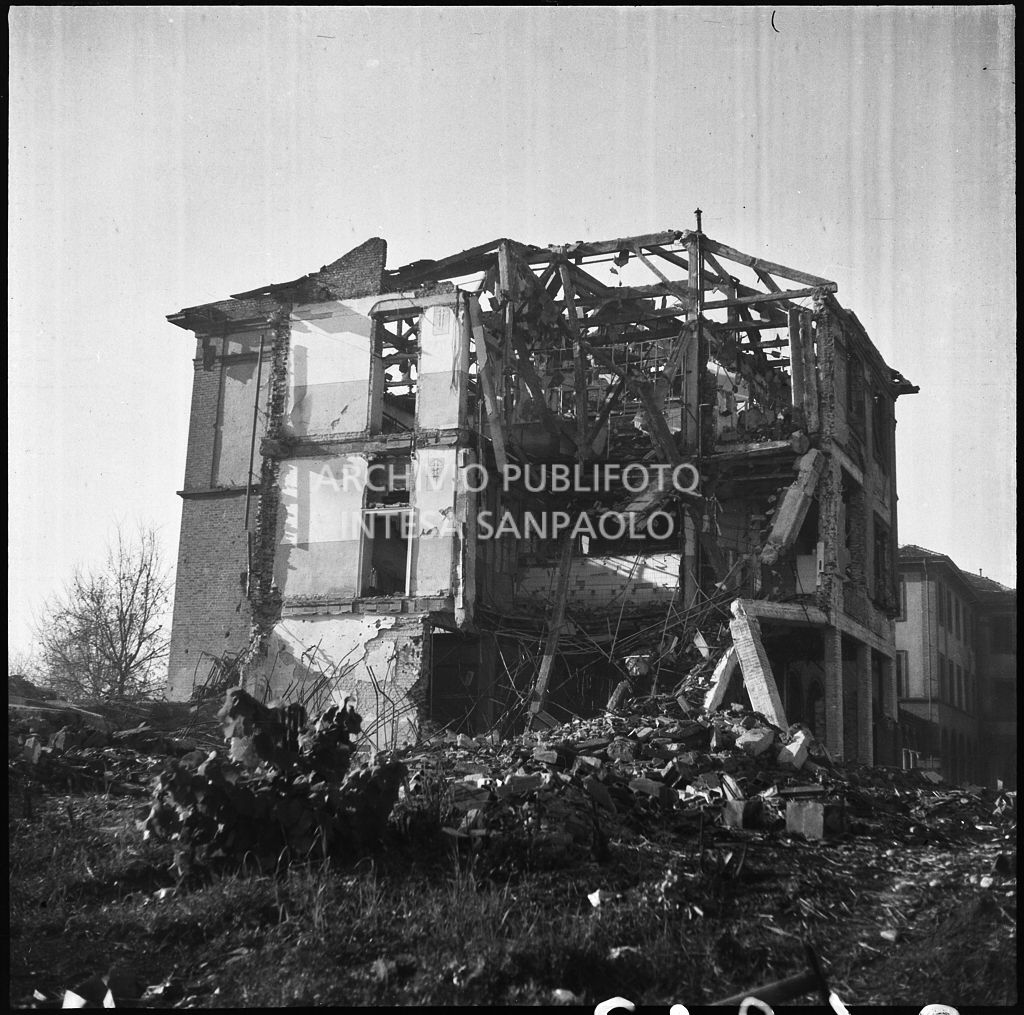 Bombardamenti. Ing. Zoberto