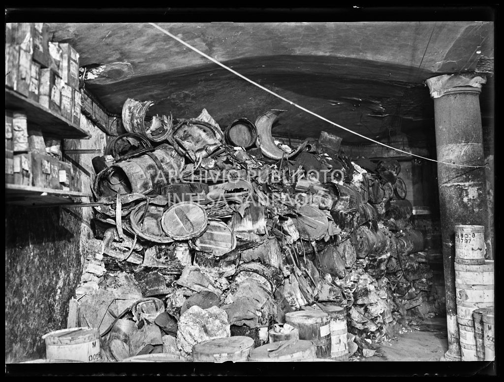 Bombardamenti. Laboratorio Soc. Anilina