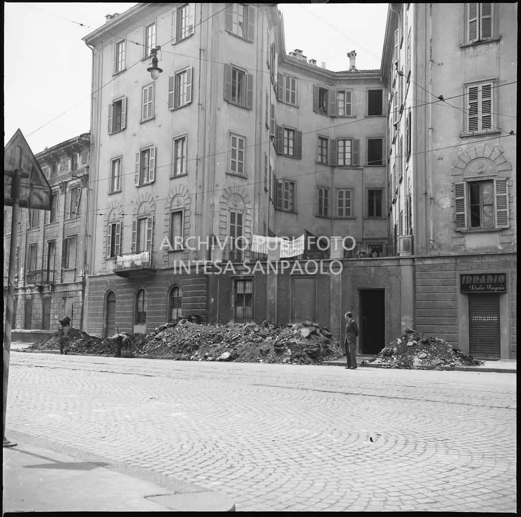 Bombardamenti. Laboratorio Soc. Anilina