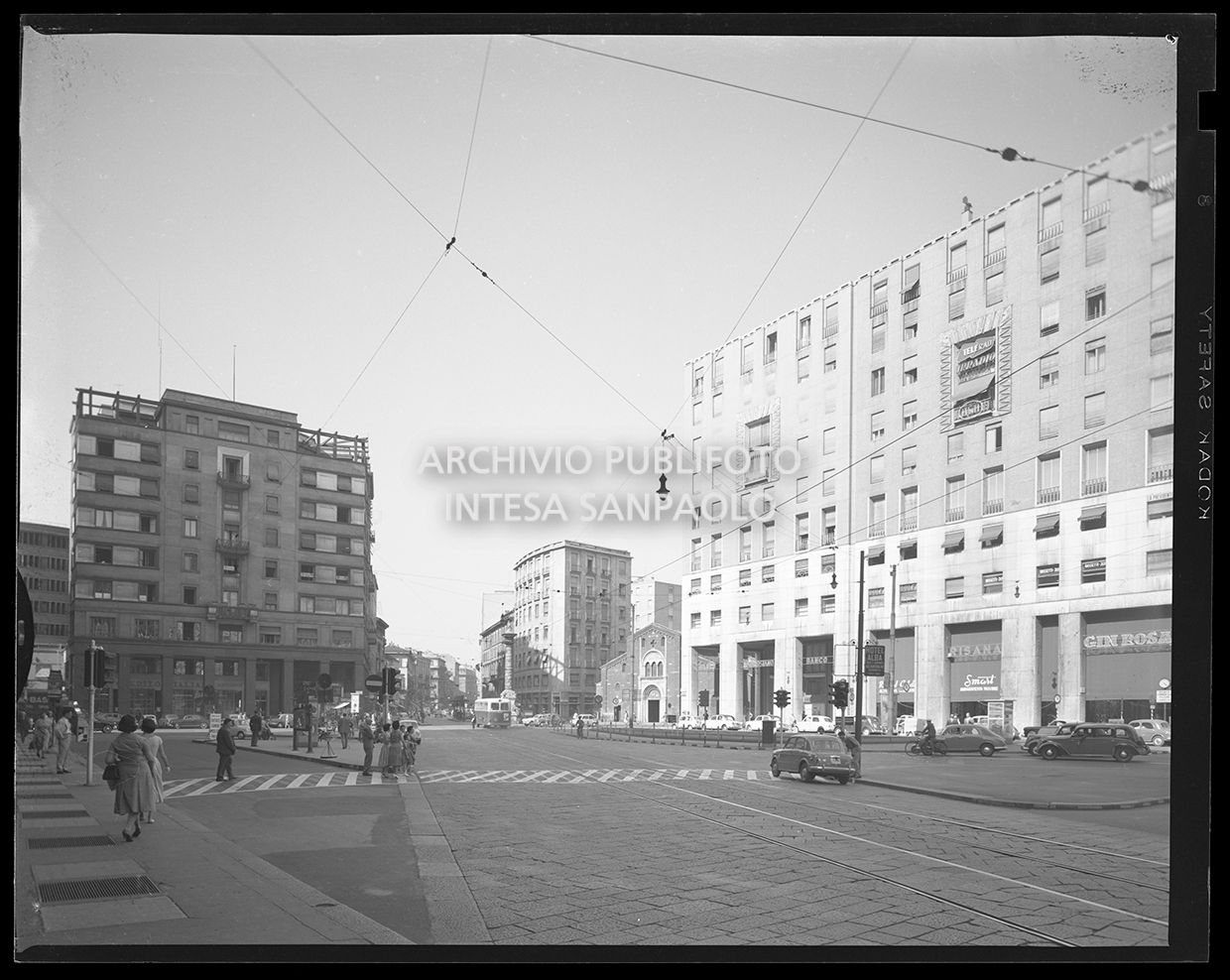 Piazza San Babila<br>20275