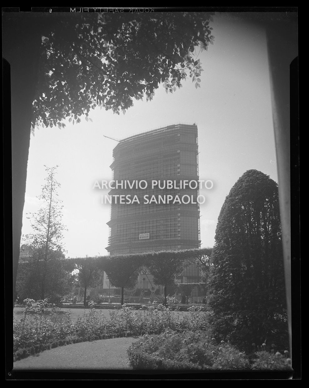 Grattacielo Pirelli in costruzione<br>20278