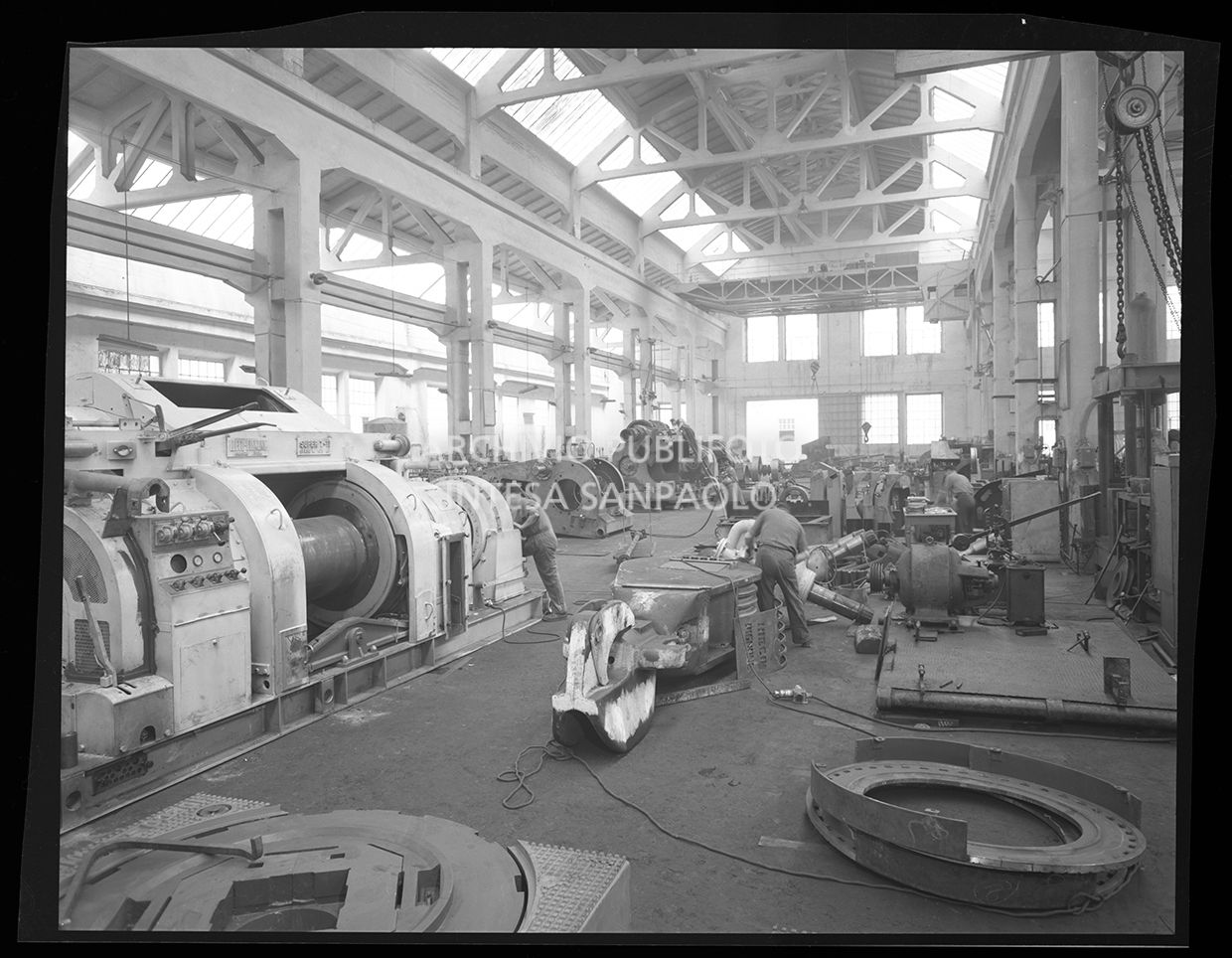 Operaio saldatore al lavoro<br>29051