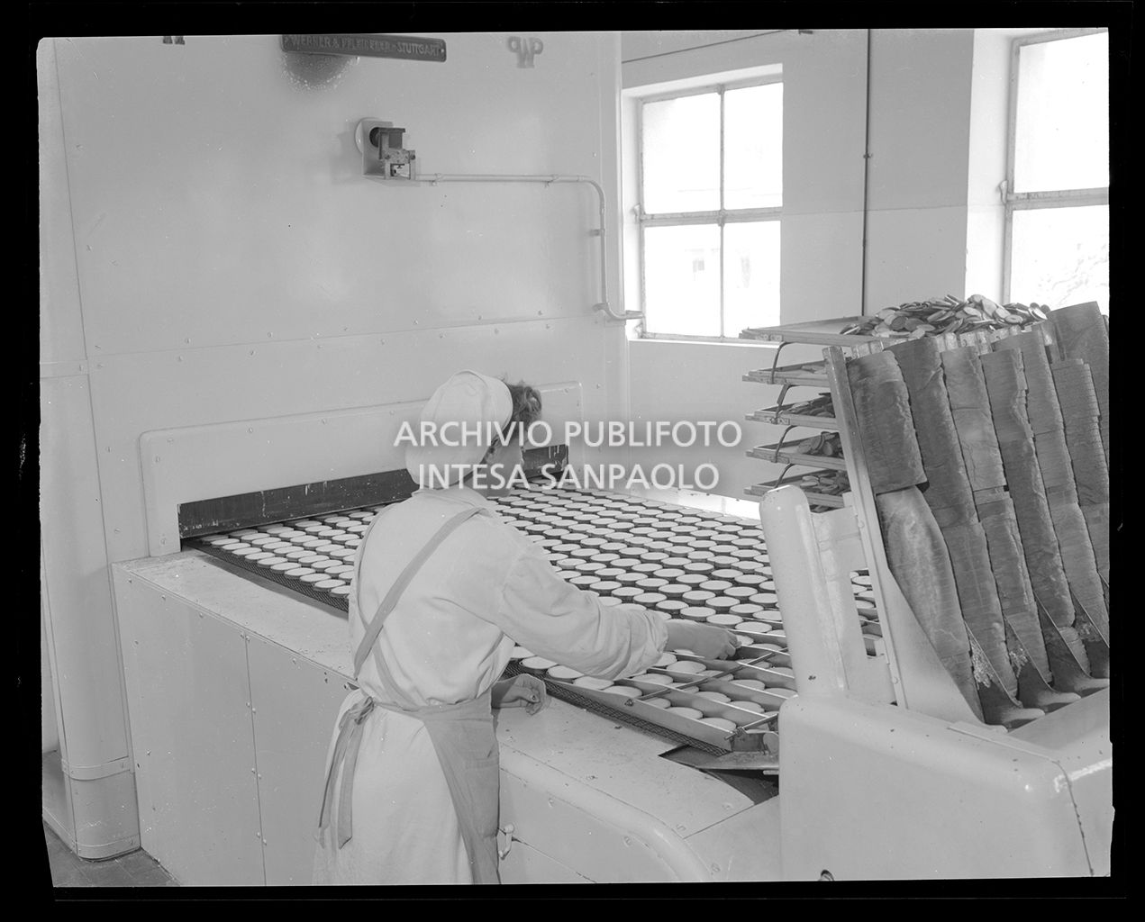 Donna al lavoro<br>17355