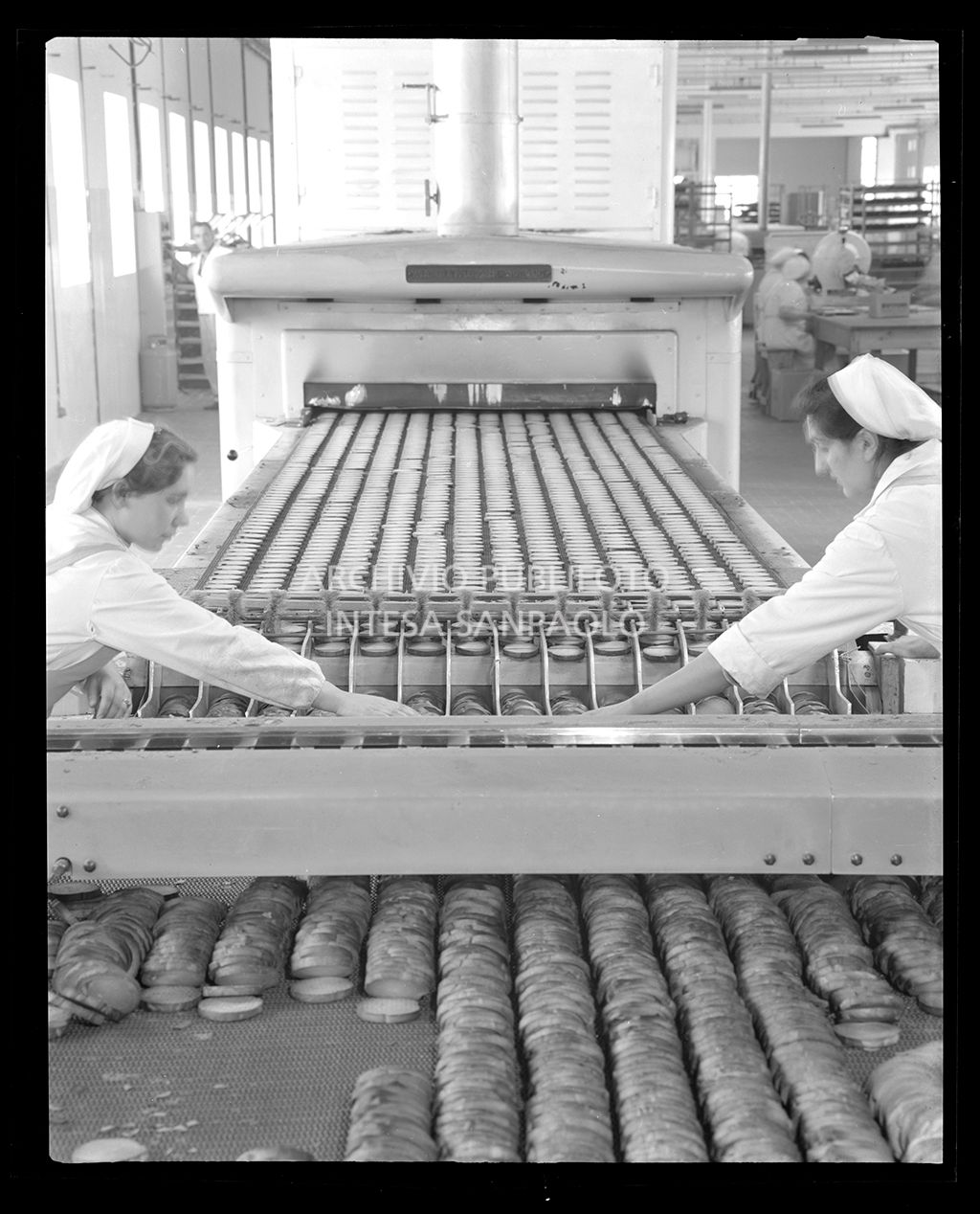 Donne al lavoro<br>17377