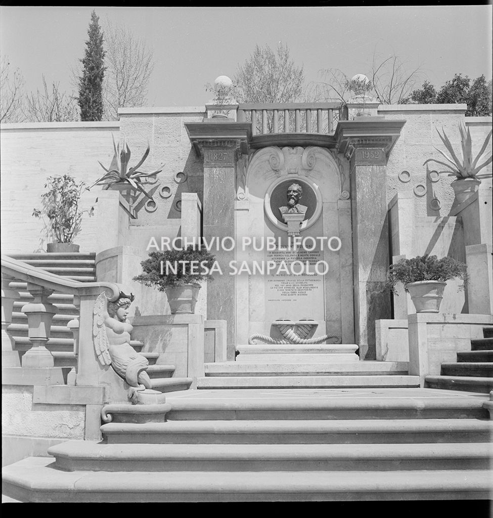 Monumento a Giovanni Buitoni a Sansepolcro<br>17465