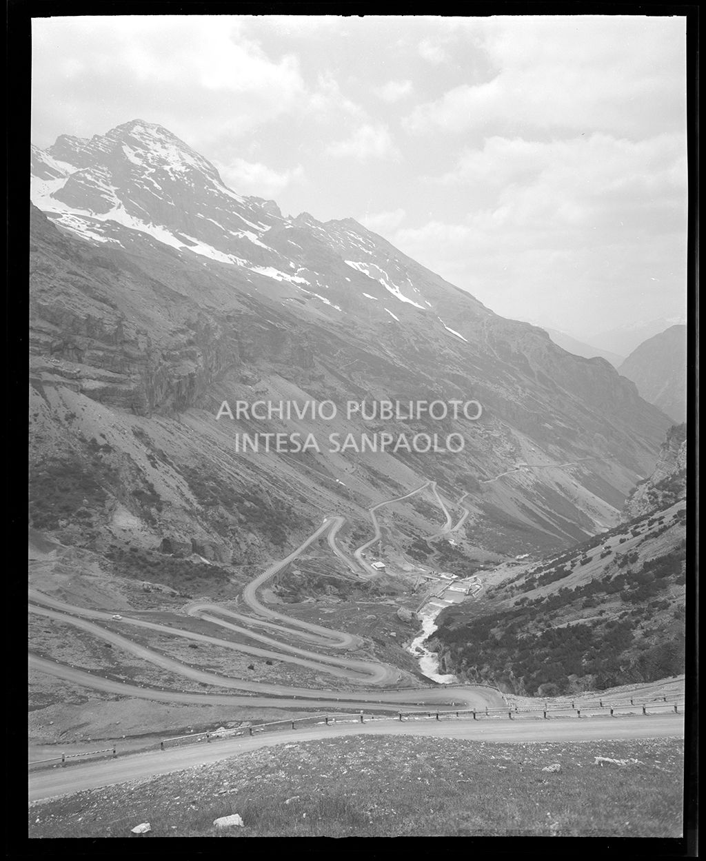 Stesso soggetto degli scatti 19309, 19318<br>19294