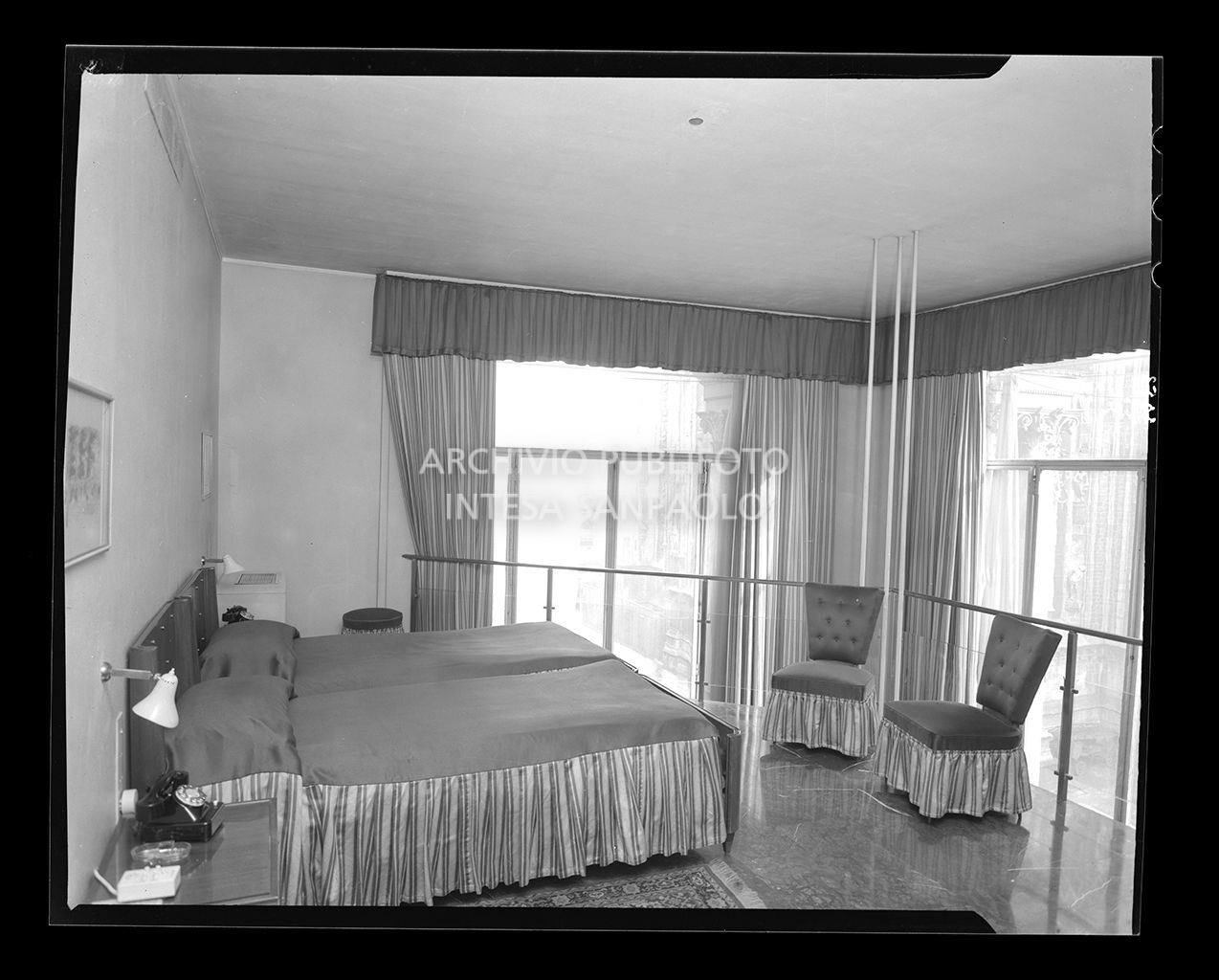 Interno di una camera<br>3353