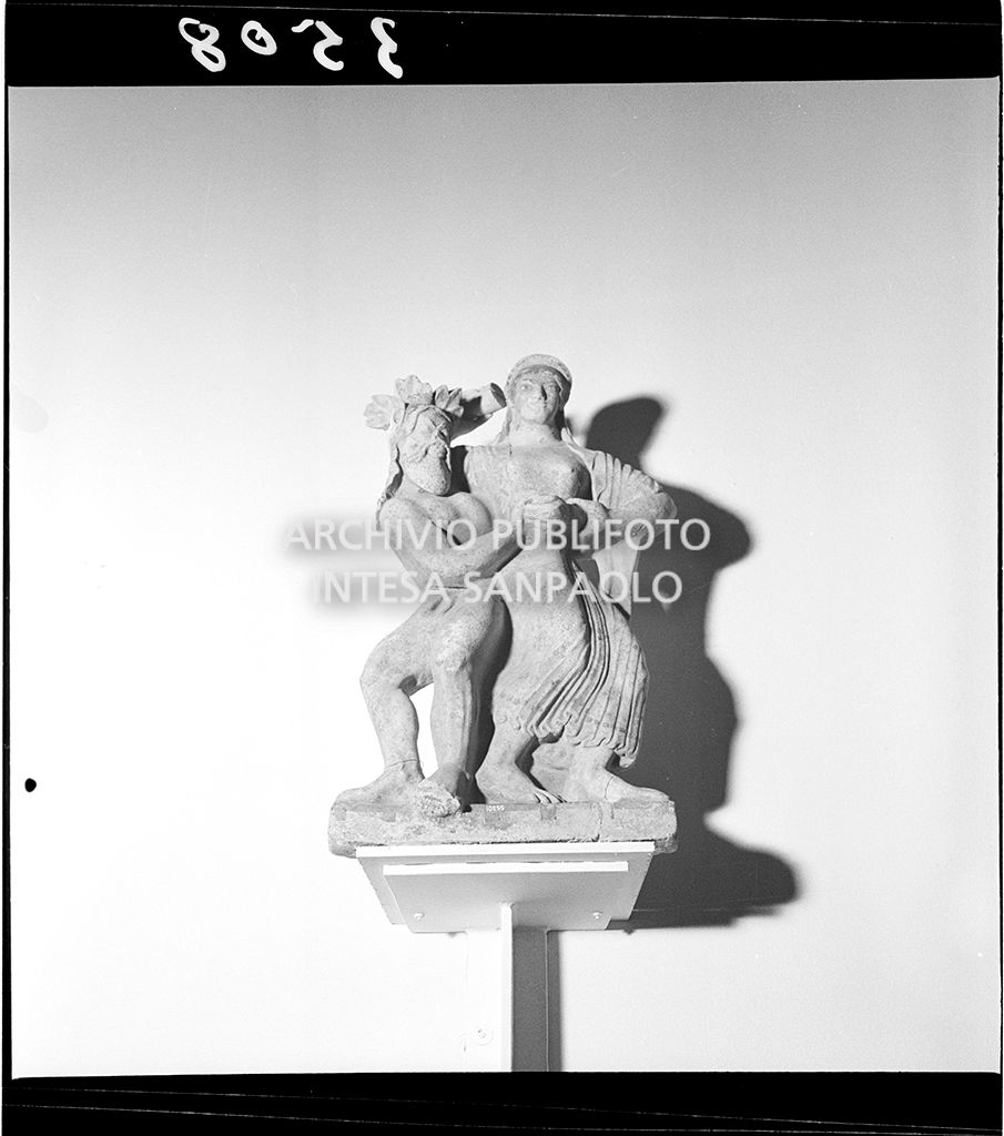 Complesso scultoreo<br>3508