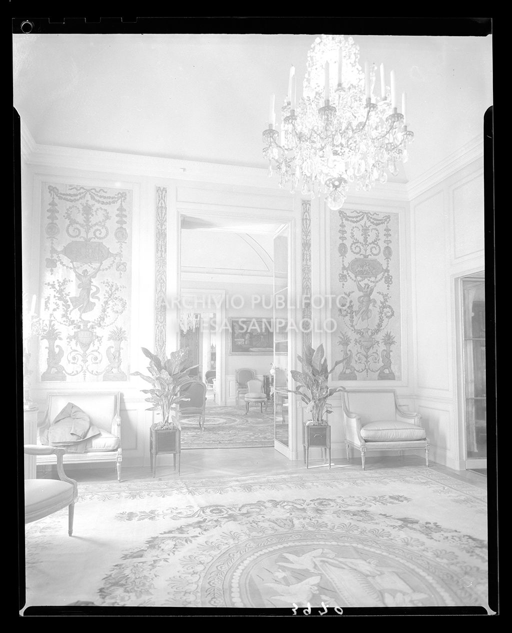 Salotto di una casa d'epoca<br>3970