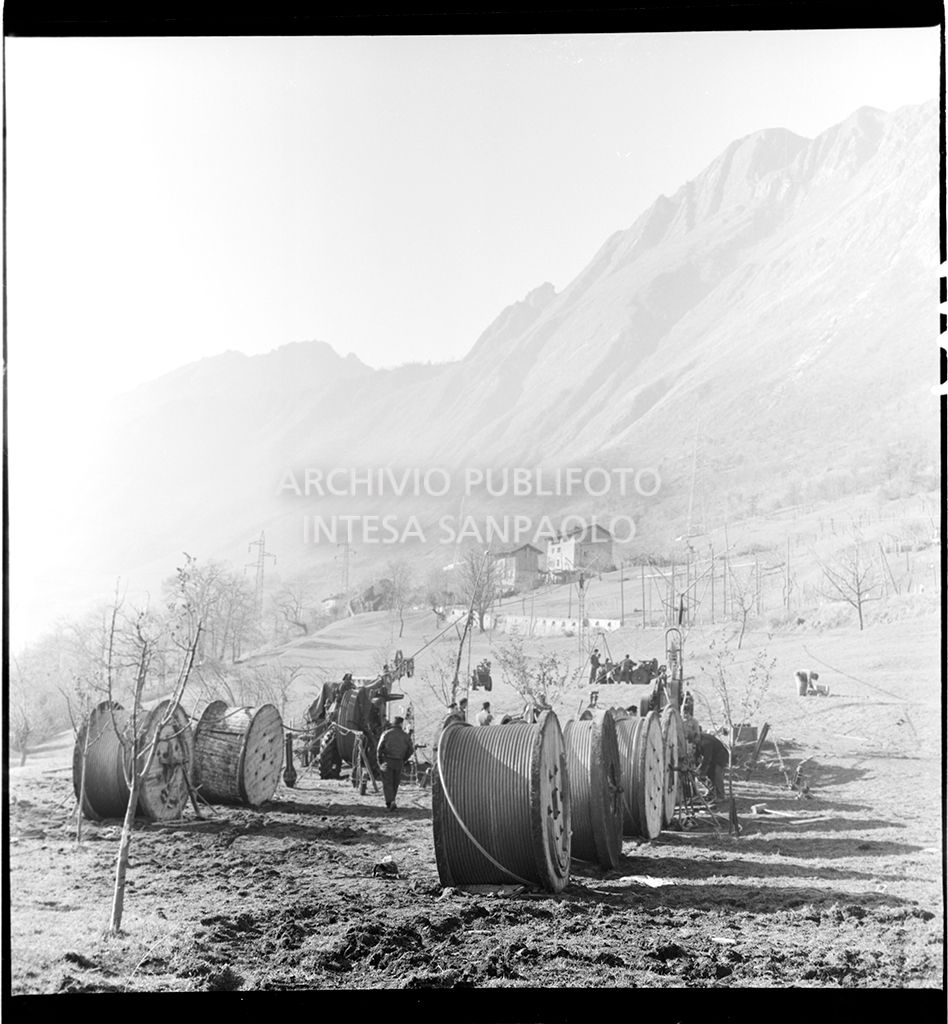 Bobine di cavi elettrici<br>4213