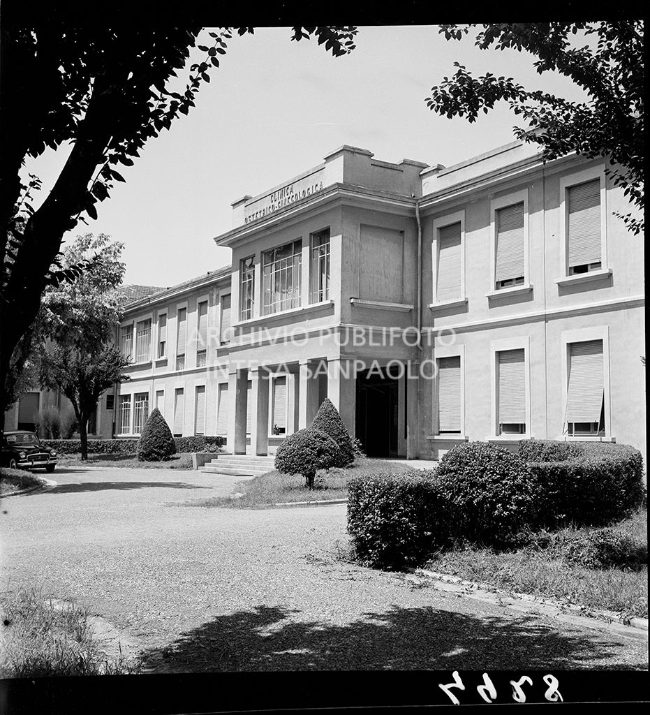 Clinica ostetrico-ginecologica<br>4928