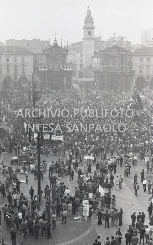Manifestazione metalmeccanici, in piazza San Carlo a Torino, nel giorno dello sciopero nazionale<br>731931/19