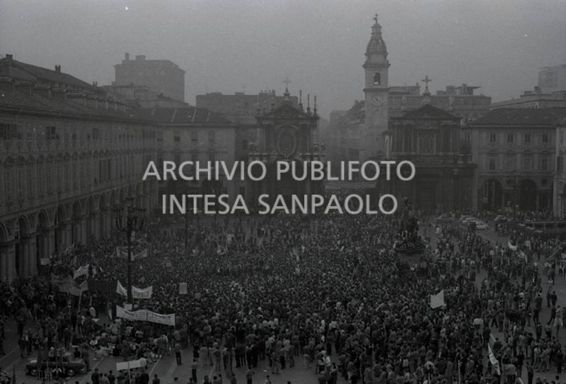 Manifestazione metalmeccanici, in piazza San Carlo a Torino, nel giorno dello sciopero nazionale<br>731931/23