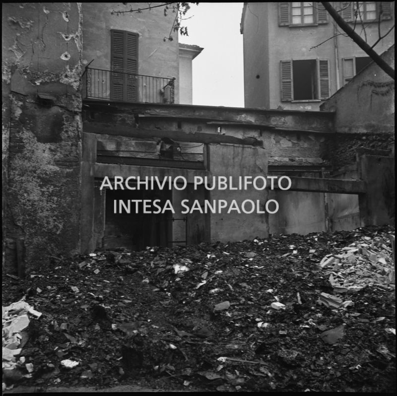 Bombardamenti. Adriatica, Piazza del Carmine