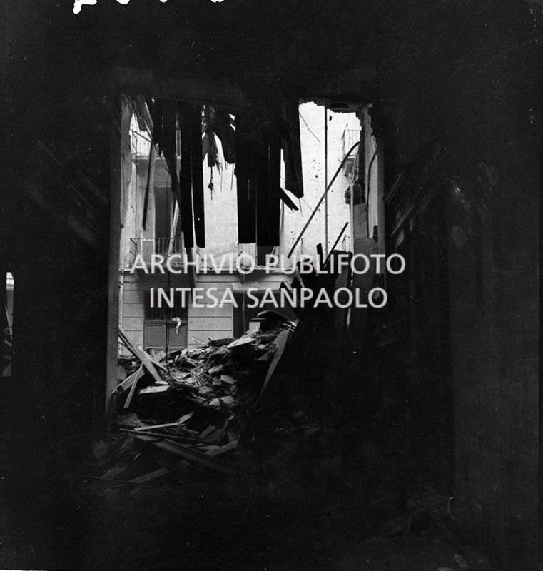Edifici distrutti dai bombardamenti