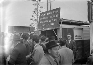 "Impianto mobile per le trasmissioni televisive dall'eliporto al Palazzo delle Nazioni" alla Fiera Campionaria di Milano del 1950