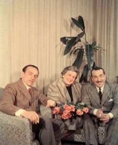 Da sinistra i fratelli De Filippo: Peppino, Titina e Eduardo.