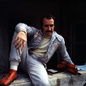 il pilota svizzero Clay Ragazzoni, nel settembre 1973 gareggiò in Formula 1 con la squadra BRM (British Racing Motors) facendo squadra con Jean-Pierre Beltoise e con Niki Lauda.