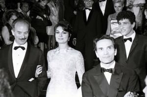 Alfredo Bini, Rosanna Schiaffino, Pier Paolo Pasolini e Ninetto Davoli al Festival di Cannes per la presentazione del film Uccellacci Uccellini