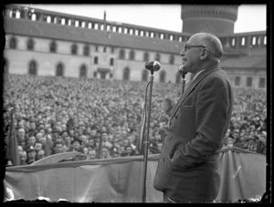 Pietro Nenni sarà l'ultimo vicepresidente del Consiglio del Regno d'Italia e ministro per la Costituente e in questa occasione parla da membro del Partito Socialista Italiano<br>