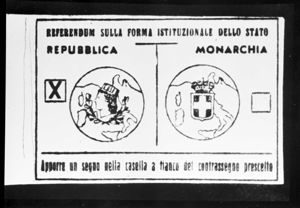 La scheda elettorale ha la croce sul simbolo della Repubblica.<br>