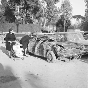 L'automobile è una Skoda 1000 MB.<br>