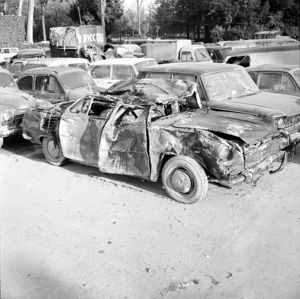 L'automobile è una Skoda 1000 MB.<br>