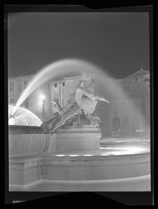 Fontana delle Naiadi in piazza della Repubblica<br>