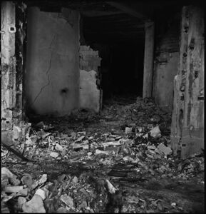 Potrebbe trattarsi dell'interno del palazzo di corso Sempione 25.