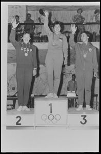 Podio della competizione femminile di fioretto al torneo olimpico di scherma al Palazzo dei Congressi di Roma<br>