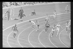 Prima serie delle semifinali della staffetta 4x100 metri maschile<br>