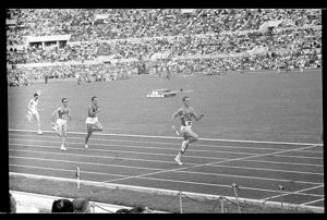 Seconda serie delle semifinali della staffetta 4x100 maschile<br>